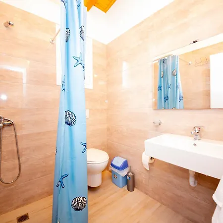 Rondo Πανσιόν Χειμάρρα